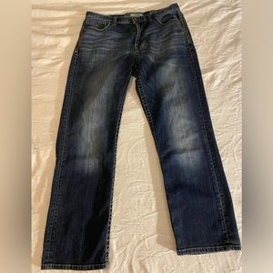 BKE Tyler Mens Jeans. Size 34R. Straight Leg.